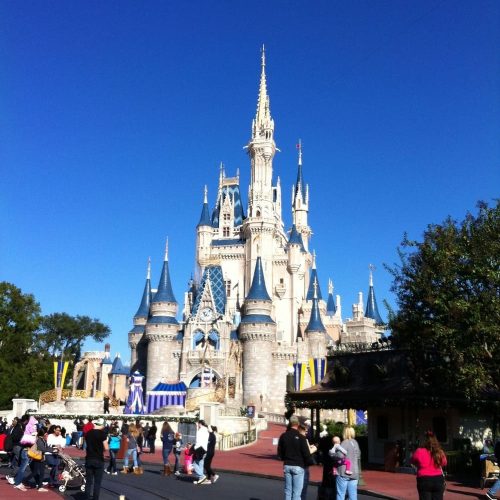 disney-world-226618_1920